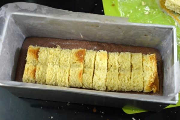 Bake Along 62 Surprise Inside Chocolate Hearts Cake FONDBITES